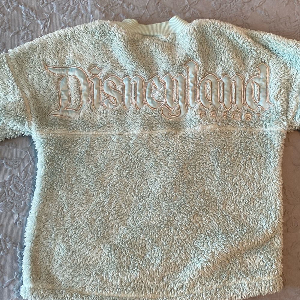 Girls Disneyland Spirt Jersey Size Medium Light Blue Fuzzy